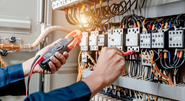 Best Emergency Electrical Repair  in Oronoque, CT
