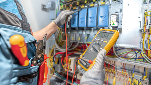 Best Local Electrician Companies  in Oronoque, CT